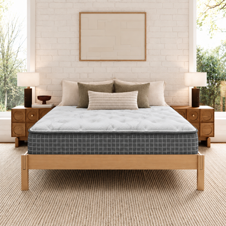 Taylor & Wells® 13" Glacier Bay Plush Mattress